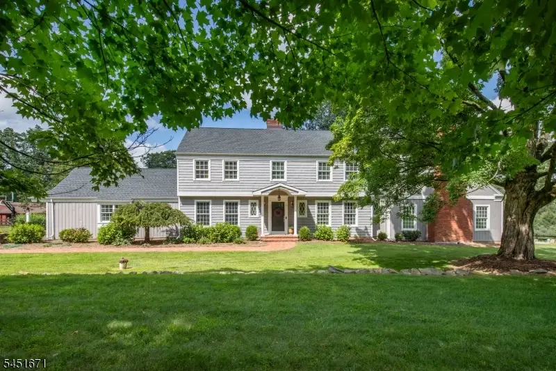 5 Scarlet Oak Rd, Tewksbury, NJ 07830 - #2