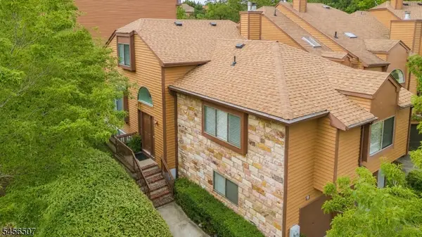19 Schindler Dr, Rockaway Twp., NJ 07866