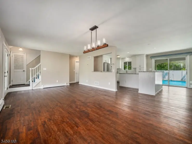 9 Lake Pochung Rd, Vernon, NJ 07461 - #3