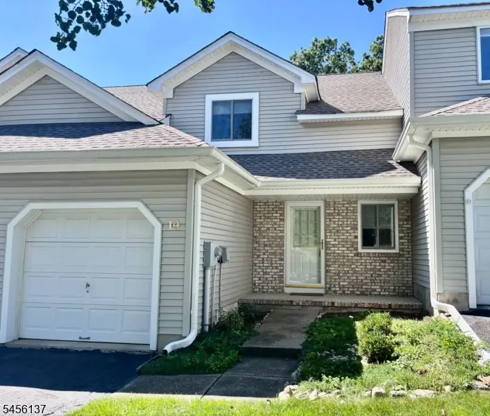 14 Pale Star Ct, Hardyston, NJ 07419 - #1