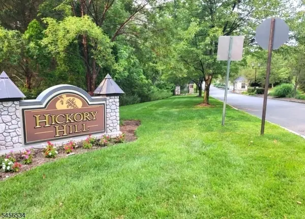 112 Independence Trl #112, Totowa Boro, NJ 07512