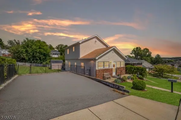 212 Gordon Ave, Totowa Boro, NJ 07512