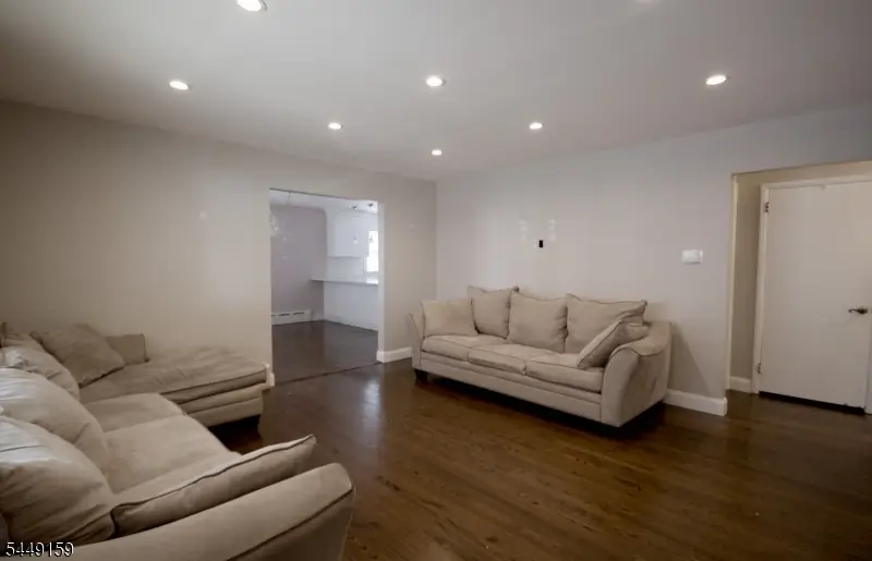 16 W Prospect St, Hawthorne, NJ 07506 - #2