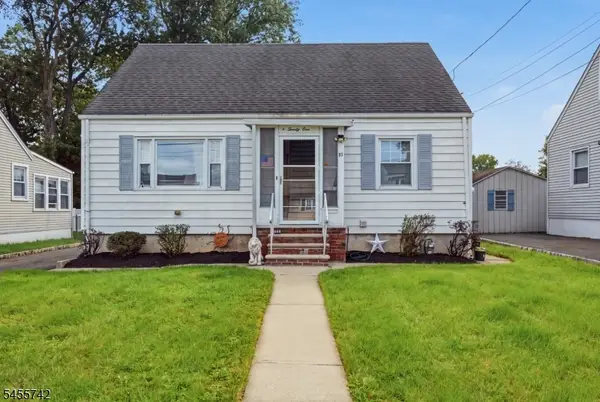 21 Harrison St, Little Falls Twp., NJ 07424