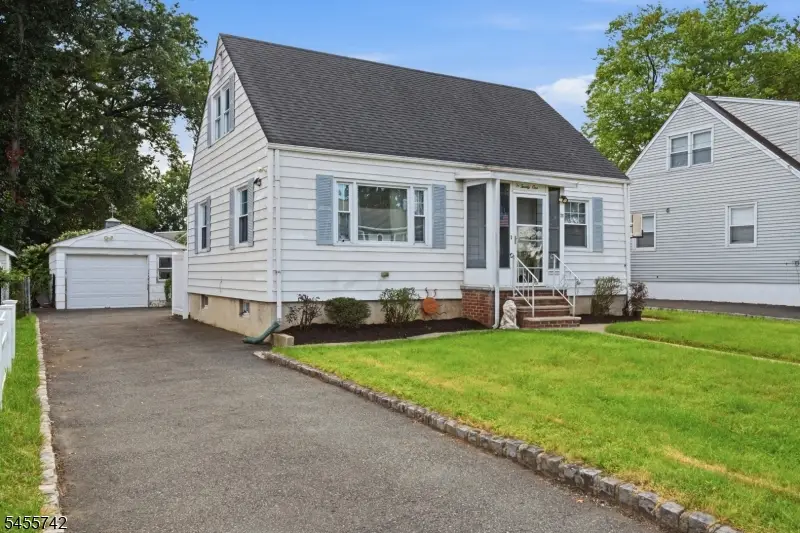 21 Harrison St, Little Falls, NJ 07424 - #2