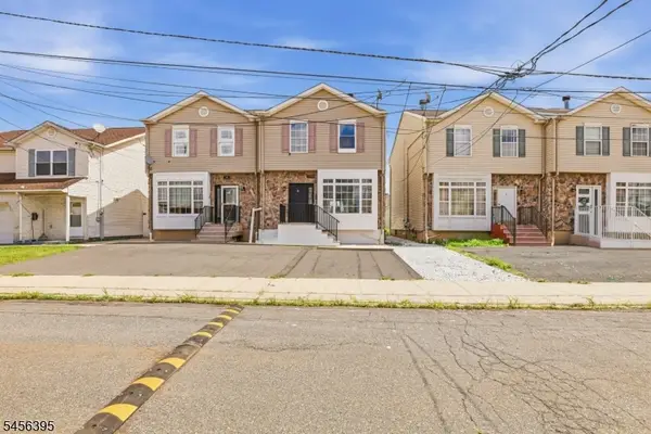 8 Somerset St, Carteret Boro, NJ 07008