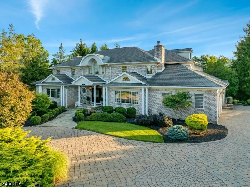 7 Barnsdale Rd, North Caldwell, NJ 07006 - #2