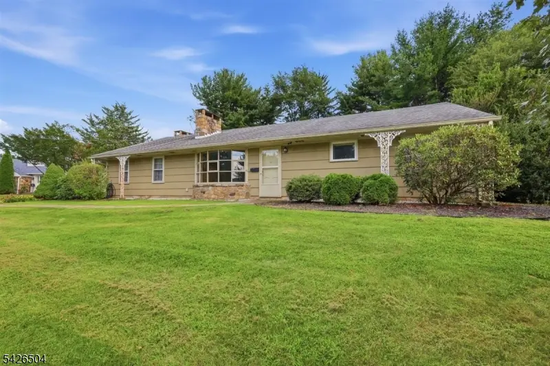 7 Essex Rd, Washington, NJ 07882 - #2