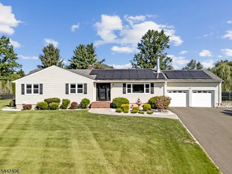 907 Rolling Hills Ln, Neshanic Station, NJ 08853 - #1