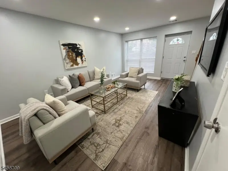 17 Rutgers Dr #17, Newark, NJ 07103 - #1