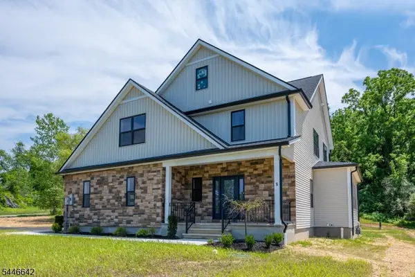 5 Emerald Dr, Hardyston Twp., NJ 07419