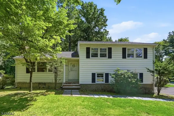 472 Cedar Hill Ave, Wyckoff Twp., NJ 07481