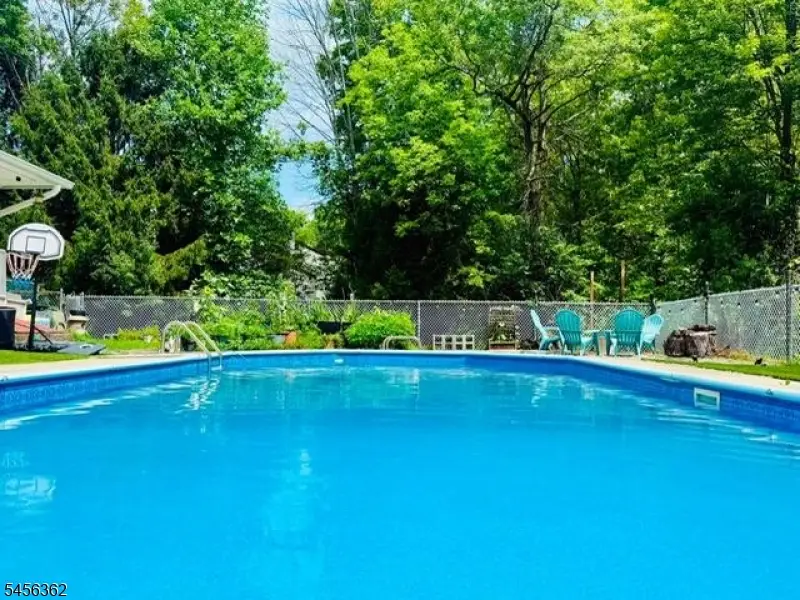 84 Lake Wallkill Rd, Vernon, NJ 07462 - #2