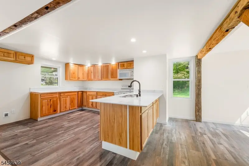 43 Buckley Ave, Oxford, NJ 07863 - #3
