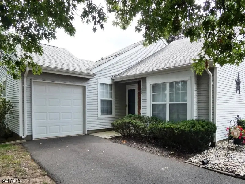 124 Winchester Way, Franklin, NJ 08873 - #1