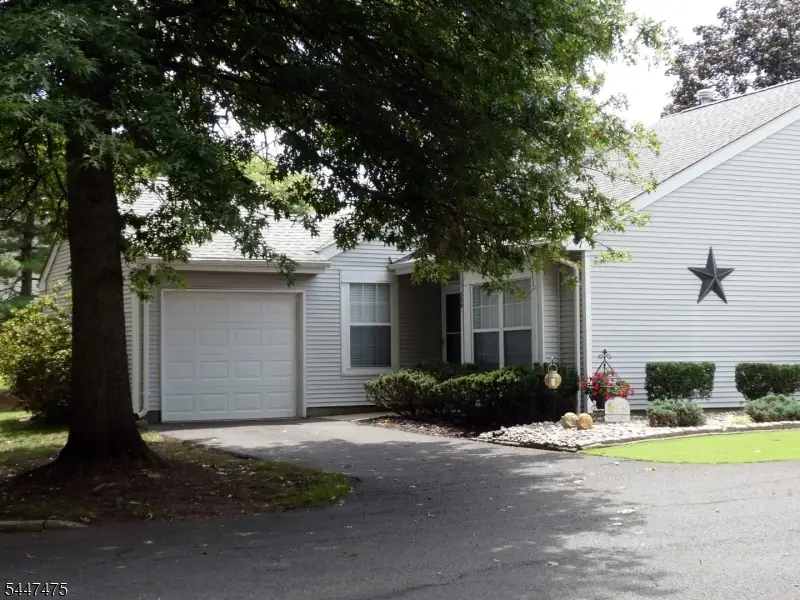 124 Winchester Way, Franklin, NJ 08873 - #2