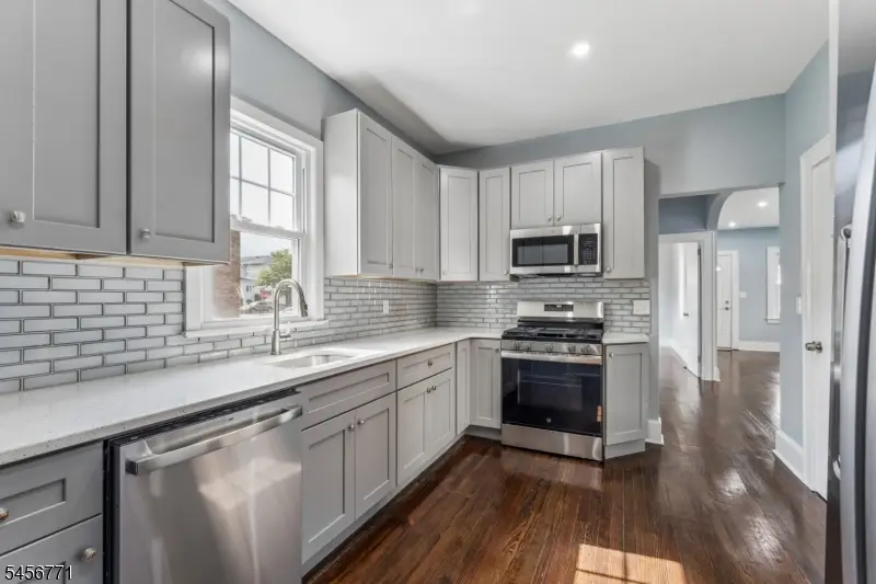 510 Harrison Pl, Linden, NJ 07036 - #3