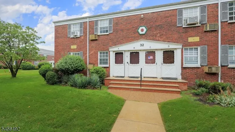 32A W Roselle Ave #32A, Roselle Park, NJ 07204 - #2