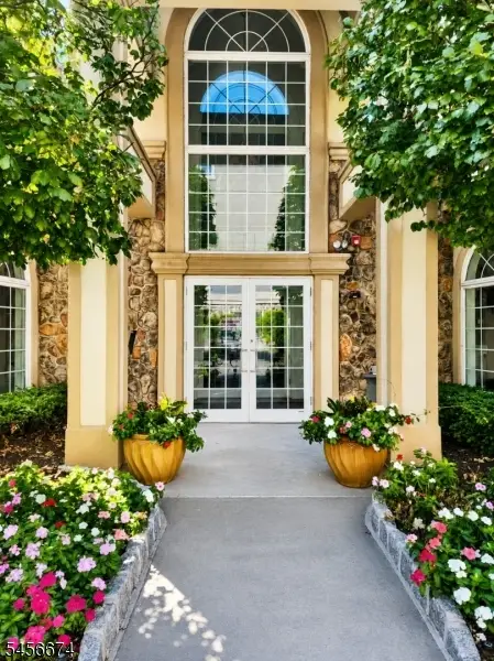 8202 Harcourt Rd, Clifton, NJ 07013 - #3