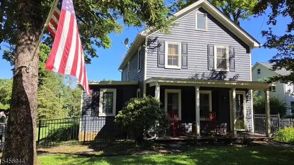 79 W Main St, Mendham Boro, NJ 07945