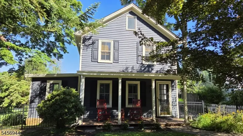 79 W Main St, Mendham, NJ 07945 - #2