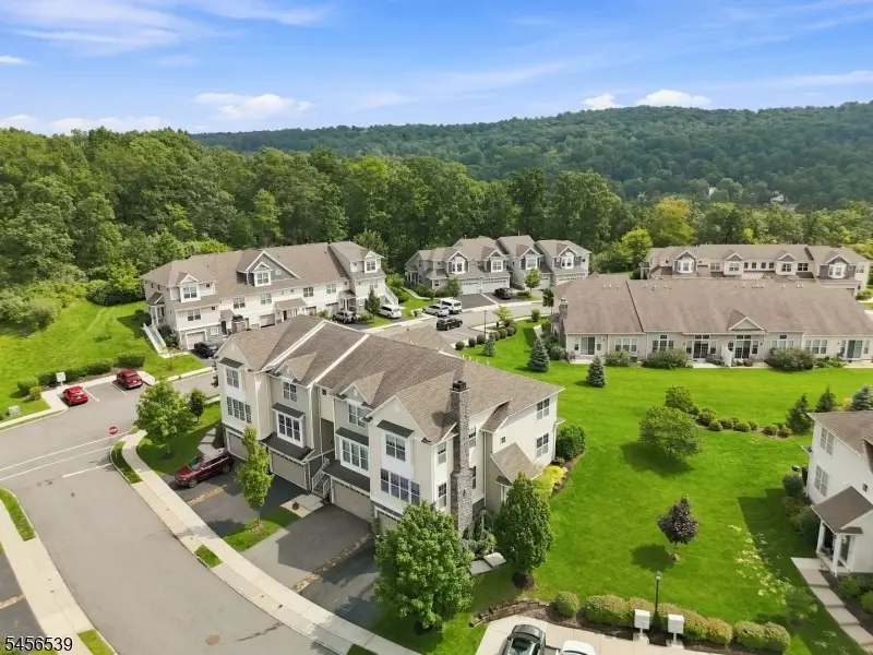 18 Blazingstar Way, Allamuchy, NJ 07840 - #2