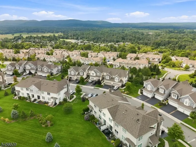 18 Blazingstar Way, Allamuchy, NJ 07840 - #3