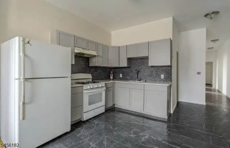 324A 14th Ave, Newark, NJ 07103 - #1