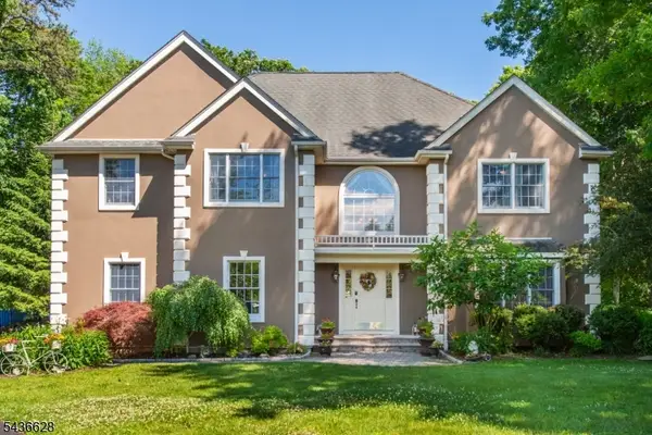 5 Kingston Ct, Jefferson Twp., NJ 07438