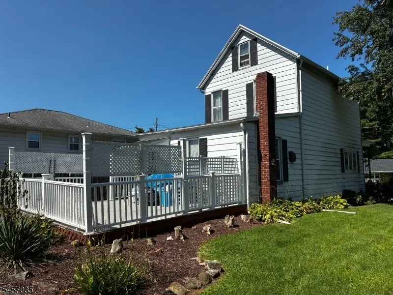 306 Aurora St, Delaware Park, NJ 08865 - #3
