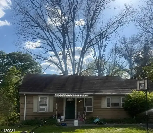 155 Preston Rd, Milford Boro, NJ 08848