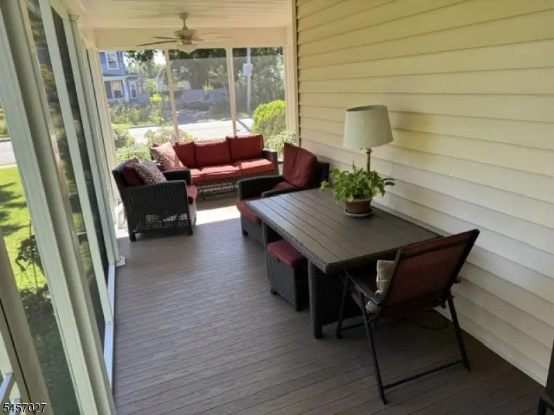 21 Eyland Ave, Succasunna, NJ 07876 - #3
