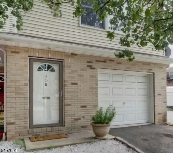 39 Berkshire Pl, Irvington, NJ 07111 - #1