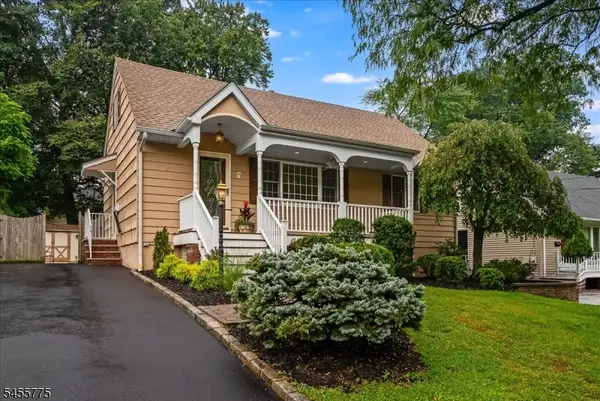15 Oak Ln, Verona Twp., NJ 07044