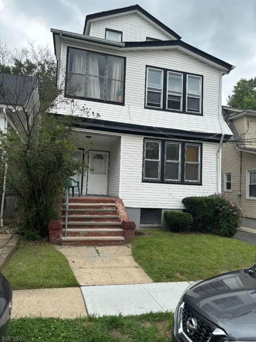 22 Peachtree Rd, Maplewood, NJ 07040 - #1