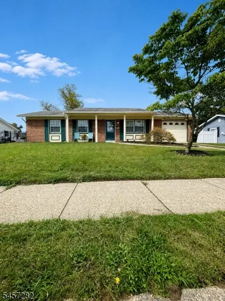 417 Madison Ave, Monroe Twp., NJ 08831