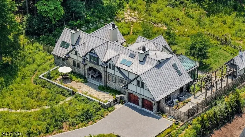151 Wild Hedge Ln, Mountainside, NJ 07092 - #3