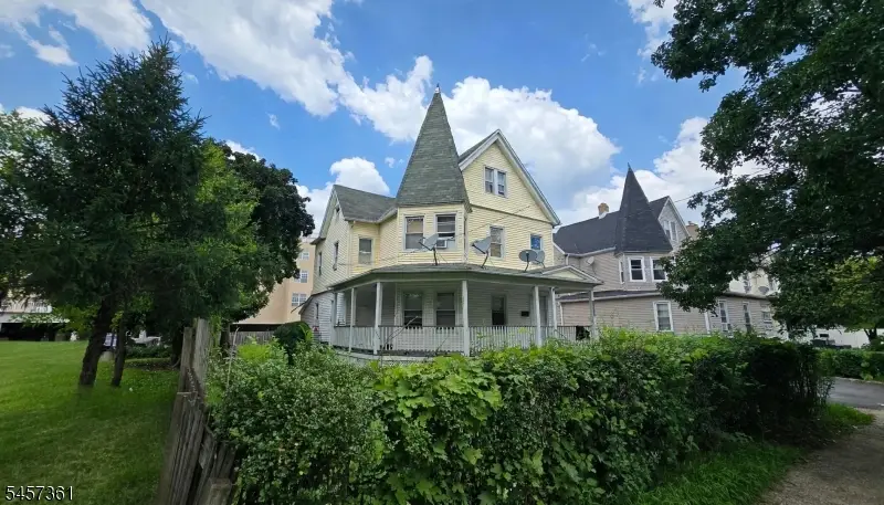 405 E 2nd St, Plainfield, NJ 07060 - #1