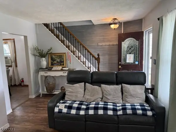 60 Willet St, Bloomfield Twp., NJ 07003