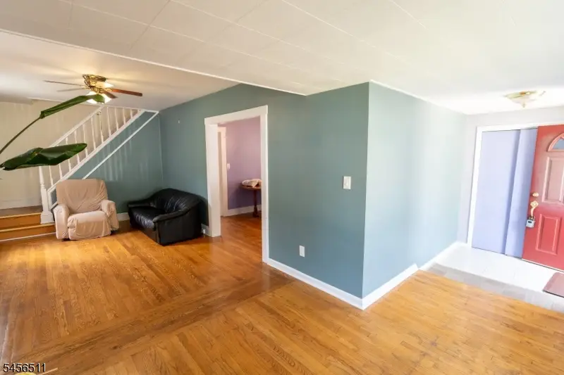 30 Carnation St, Bergenfield, NJ 07621 - #2