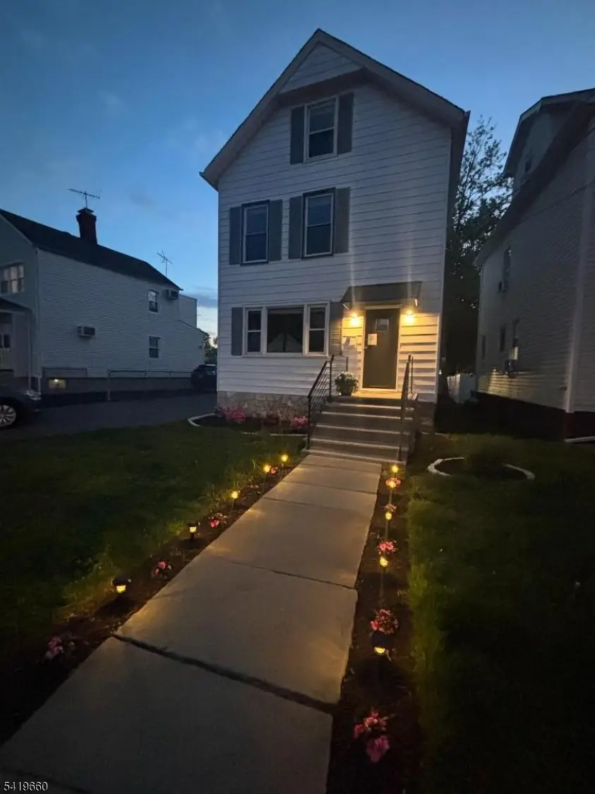 108 Thomas St, Watsessing, NJ 07003 - #3