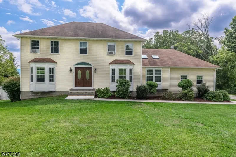 17 Telfer Dr, Glenwood, NJ 07462 - #1