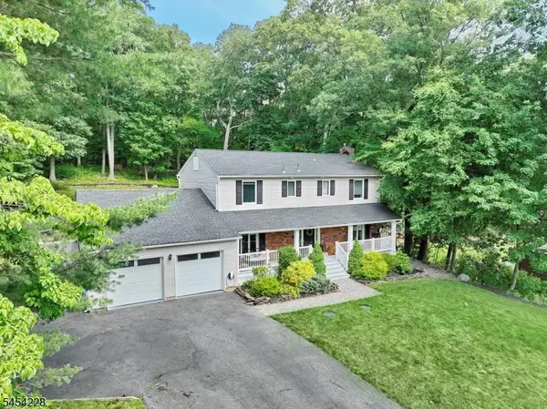 8 Northgate Park, Ringwood Boro, NJ 07456