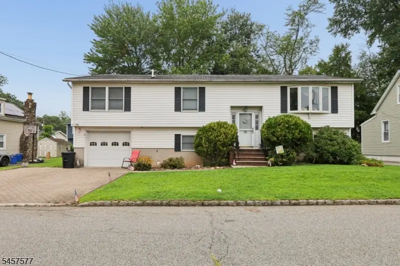 15 Garfield Rd, Parsippany Troy Hills, NJ 07054 - #1