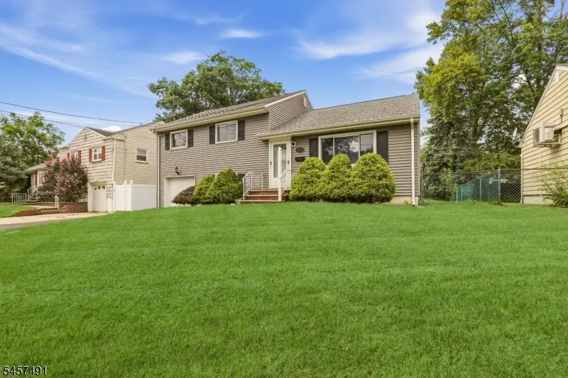 610 Academy Ter, Linden, NJ 07036 - #3