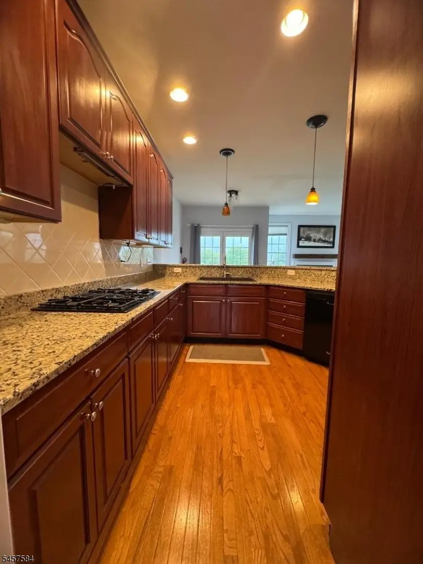 86 Briar Ct, Hardyston, NJ 07419 - #2