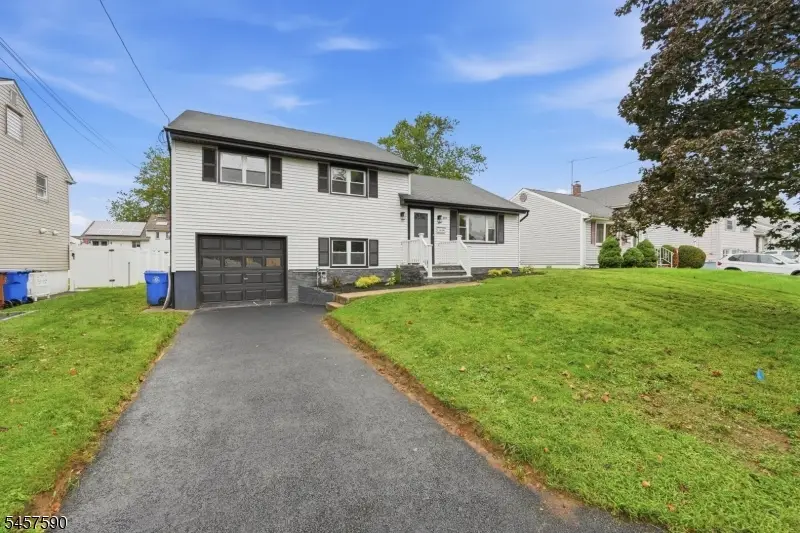 624 Exeter Rd, Linden, NJ 07036 - #2