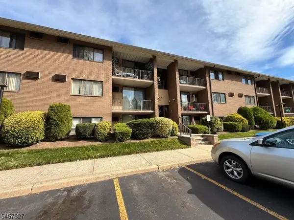 468A Liberty St #201, Little Ferry Boro, NJ 07643
