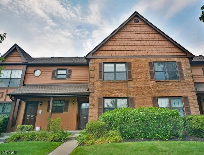 29 Barclay Ct, Lawrence, NJ 08648 - #1
