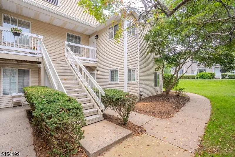 64 Sage Court, The Hills, NJ 07921 - #3